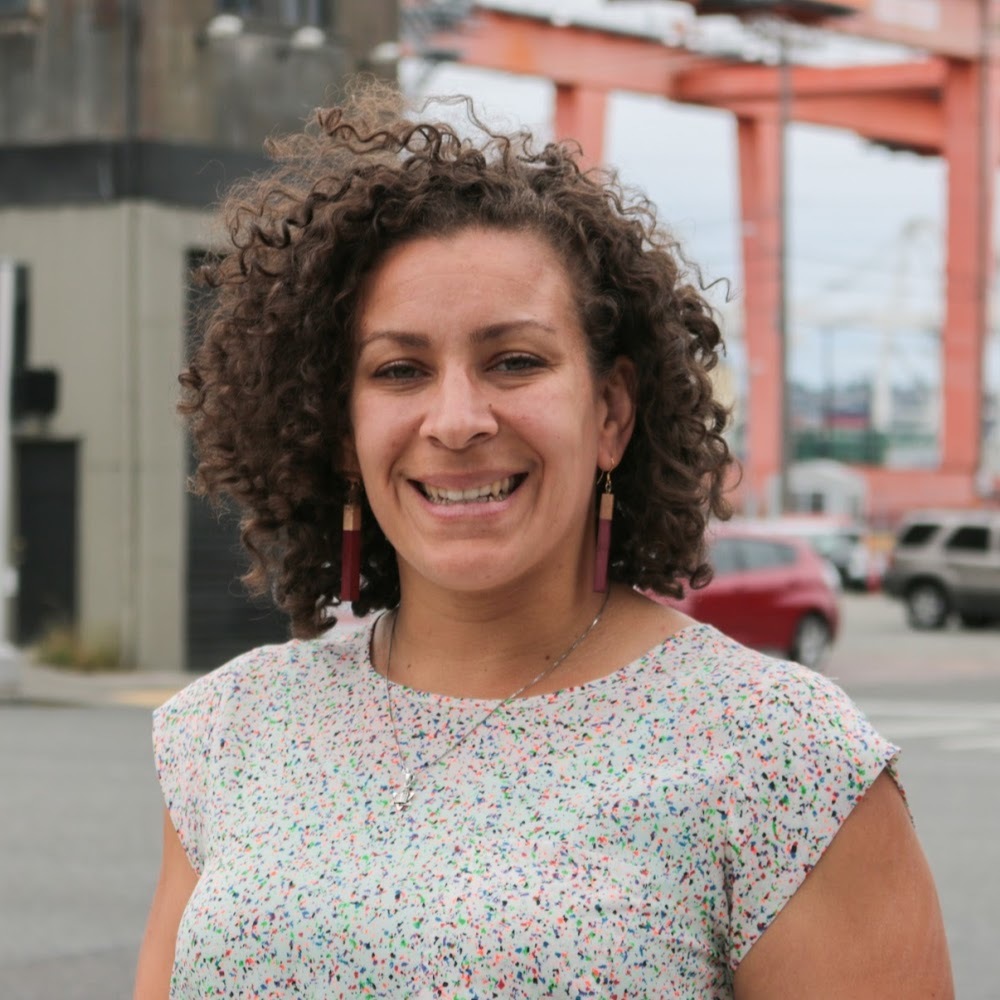 Meet your Posher, Naima